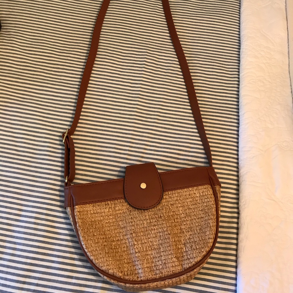 NWOT Seagrass and Pleather Crossbody Bag